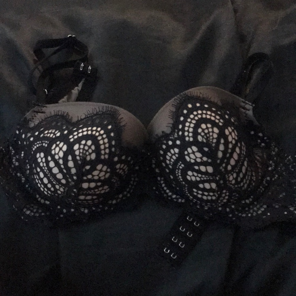 Lace bra Victoria’s secret